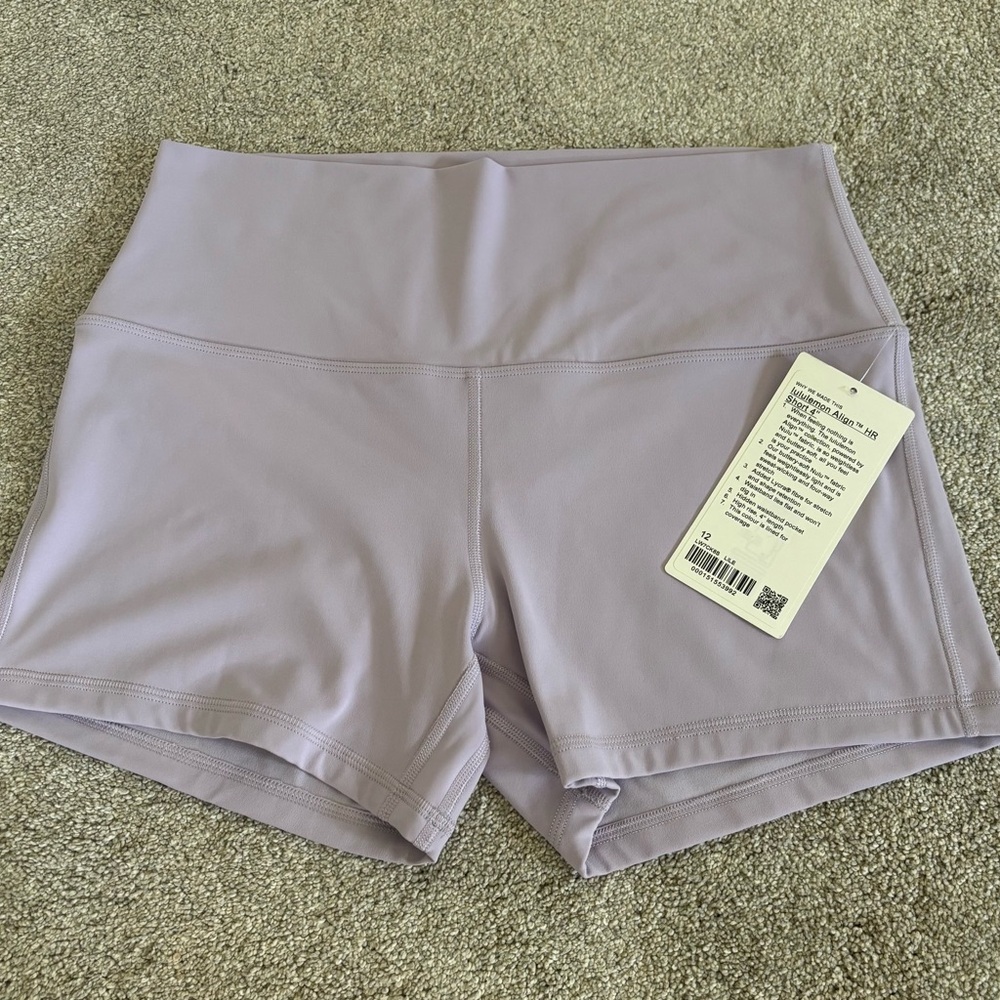 Lululemon Athletica Lile color Athletic Shorts Performance Fit - Lilac purple